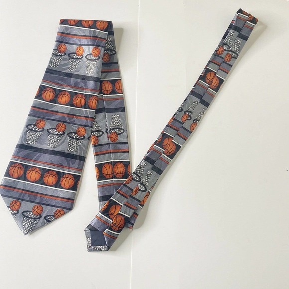 Steven Harris Basketball Neck Tie Player Coach High School Youth Game - Picture 6 of 6